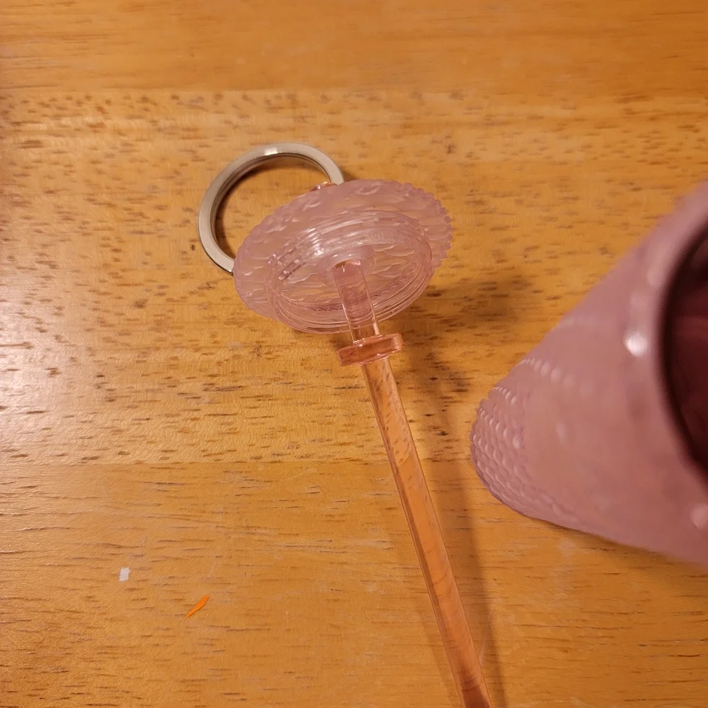 Starbucks 2024 Pink Chain Link Pattern Cold Cup Keychain‎